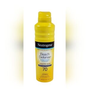 Neutrogena Beach Defense® Water + Sun Protection Sunscreen Spray Broad Spectrum